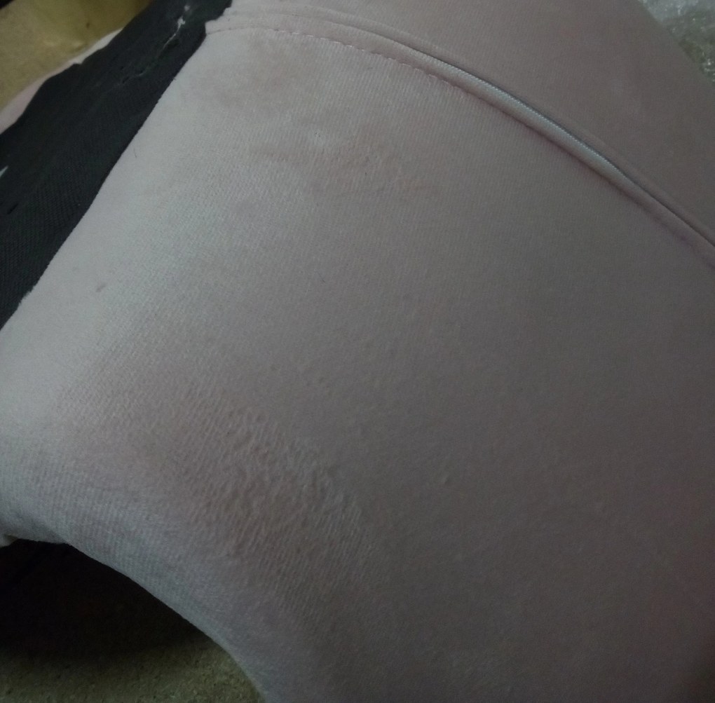 AKCIA Ružové kancelárske kreslo AVOLA VELVET II. akosť