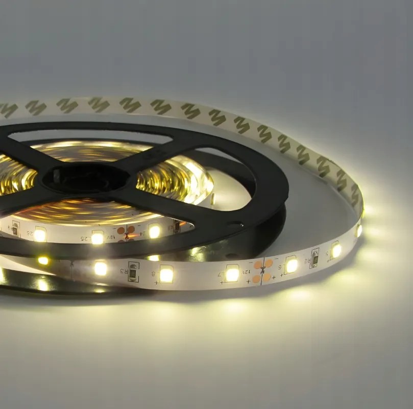 Sada LED pásků 24W 5m SMD 1500lm - zdroj