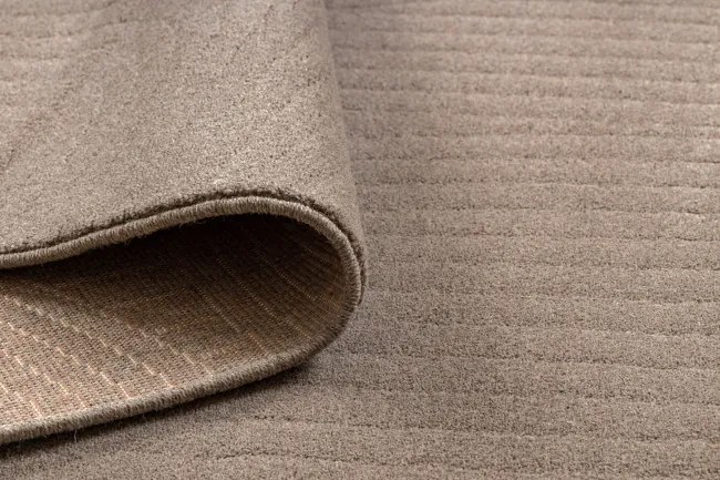 Koberec TEXTURA 488.12.LA600 Osta hnedý