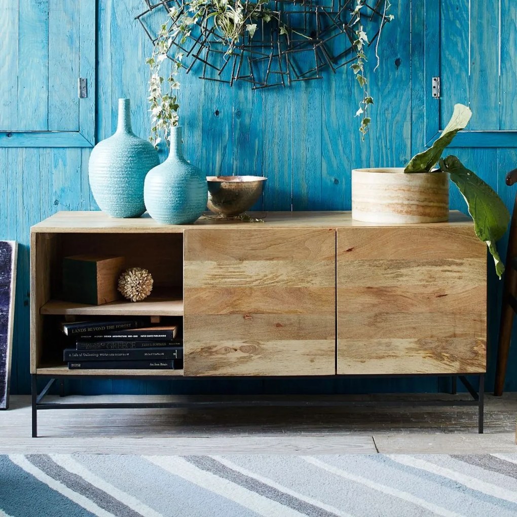 furniture-nabytek.cz - Stolek pod tv z masivu mango 130x60x45
