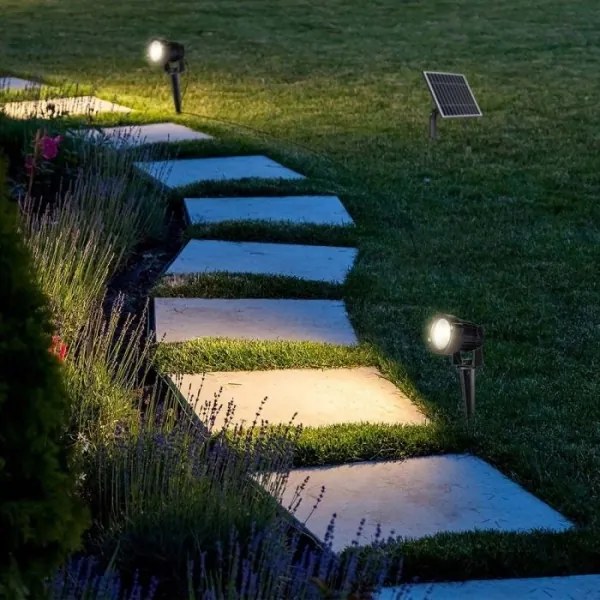 SADA 3x LED Vonkajšia solárna lampa 3xLED/1,2W/3,7V IP65 3000K 4000 mAh