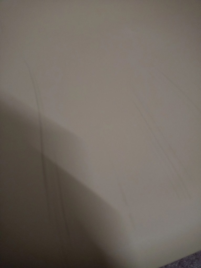 AKCIA Krémová stolička KITO s bukovými nohami II. akosť