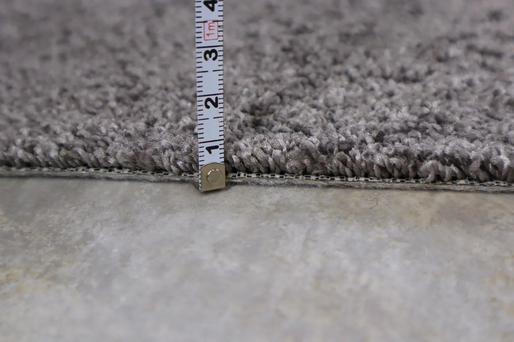 Vopi, Metrážny koberec Capri šedej - neúčtujeme odrezky z role, na mieru, šíře 1,33m,1m,2m,3m,4m,na mieru, neúčtujeme odrezky, šedá, ab (mriežka), chodba / predsieň