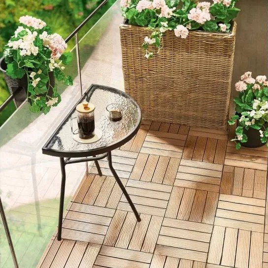 Pologuľatý balkónový stolík – sklenený s kovovou konštrukciou
