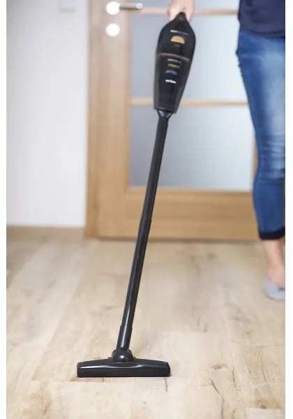 Concept VP4353 Ručný vysávač WET & DRY RISER EXTENSION 110W/18,5V 2200 mAh čiern