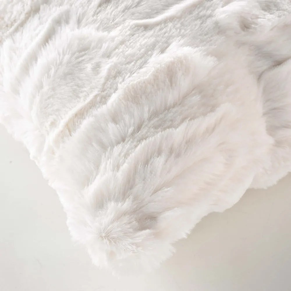 Dekoračný vankúš z umelej kožušiny 45x45 cm Foxy – douceur d'intérieur