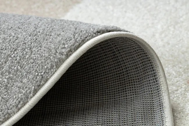 Koberec FUSION Shape 5706 biely / svetlosivý / zlatý