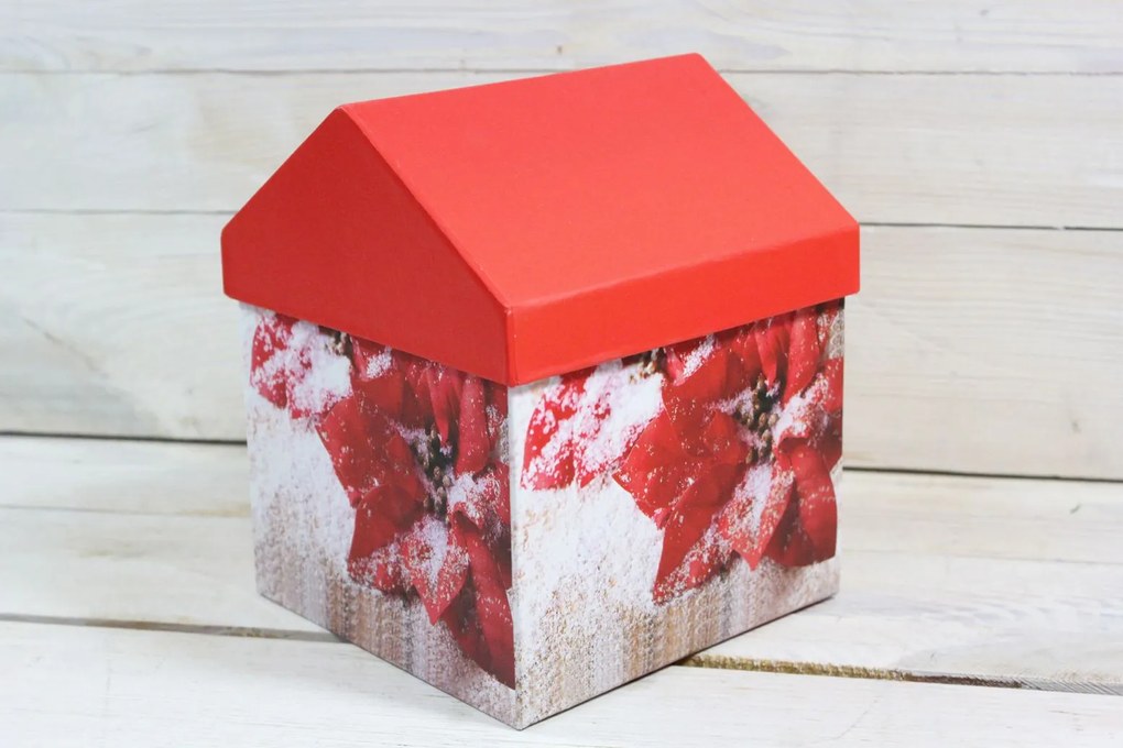 Ozdobná krabica domček s vianočným motívom 2. (14x17,5x14 cm)