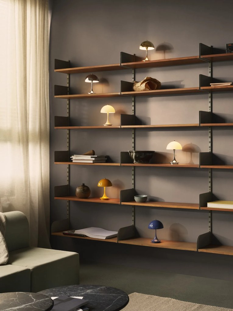Louis Poulsen Prenosná lampa Panthella 160 V3 Opal Beige