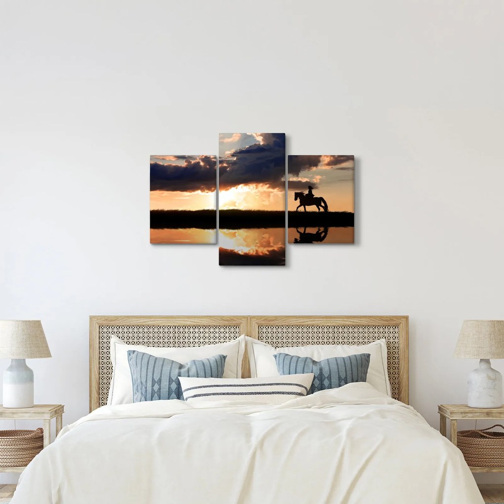 Obraz - Jazdec na koni pri západe slnka (90x60 cm)