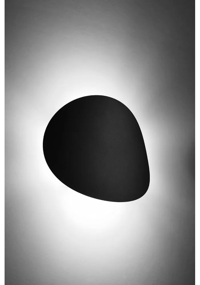 Čierne nástenné svietidlo Sollux Junker