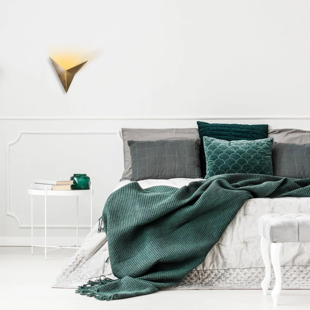 Nástenné svietidlo v zlatej farbe Bird – Opviq lights