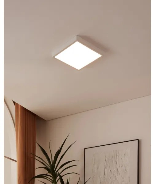 Eglo 98849 - LED stmievateľné kúpeľňové svietidlo FUEVA-Z  LED/19,5W/230V IP44