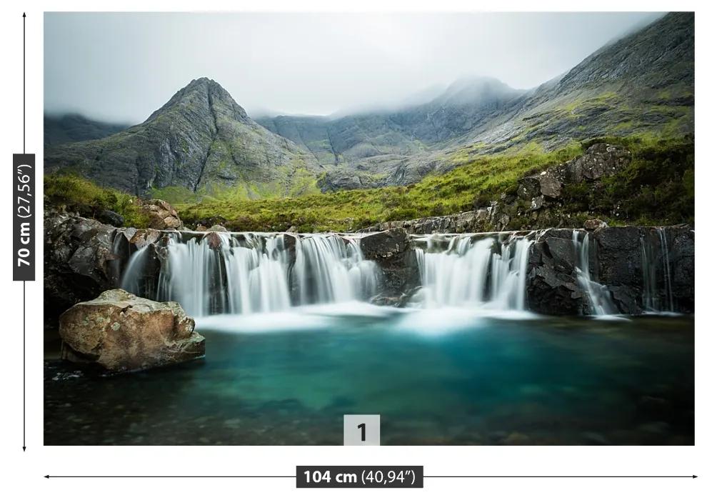 Fototapeta Vliesová Vodopád škótsko 104x70 cm