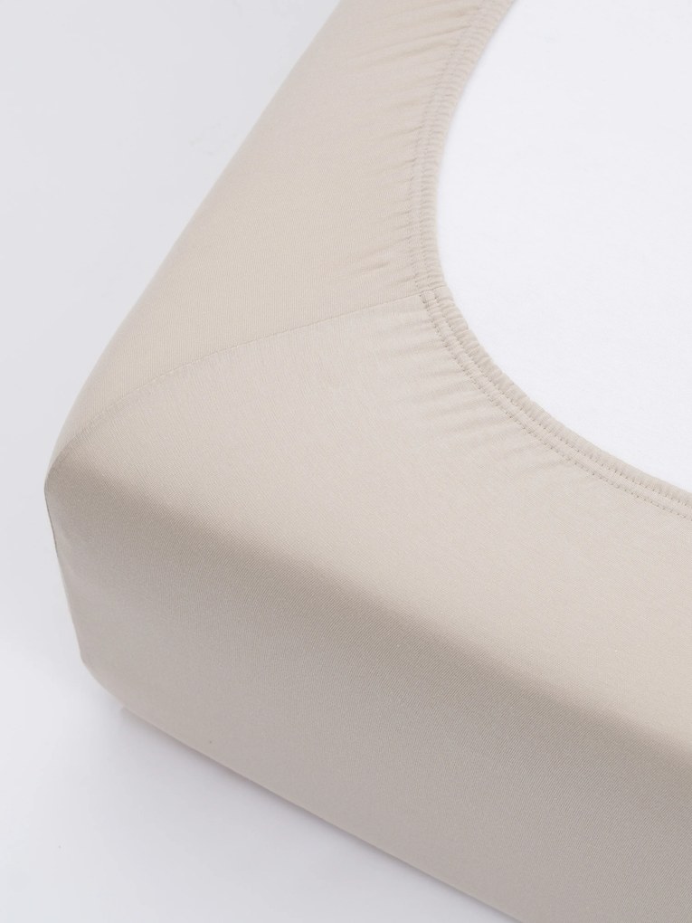 Jersey prostěradlo do postýlky s elastanem 70 × 140 cm – přírodní