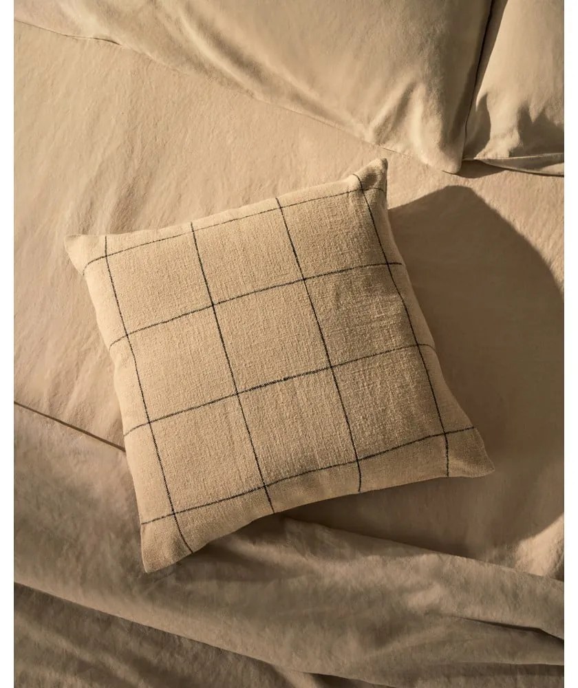 Obliečka na vankúš s prímesou ľanu 45x45 cm Ayame – Kave Home