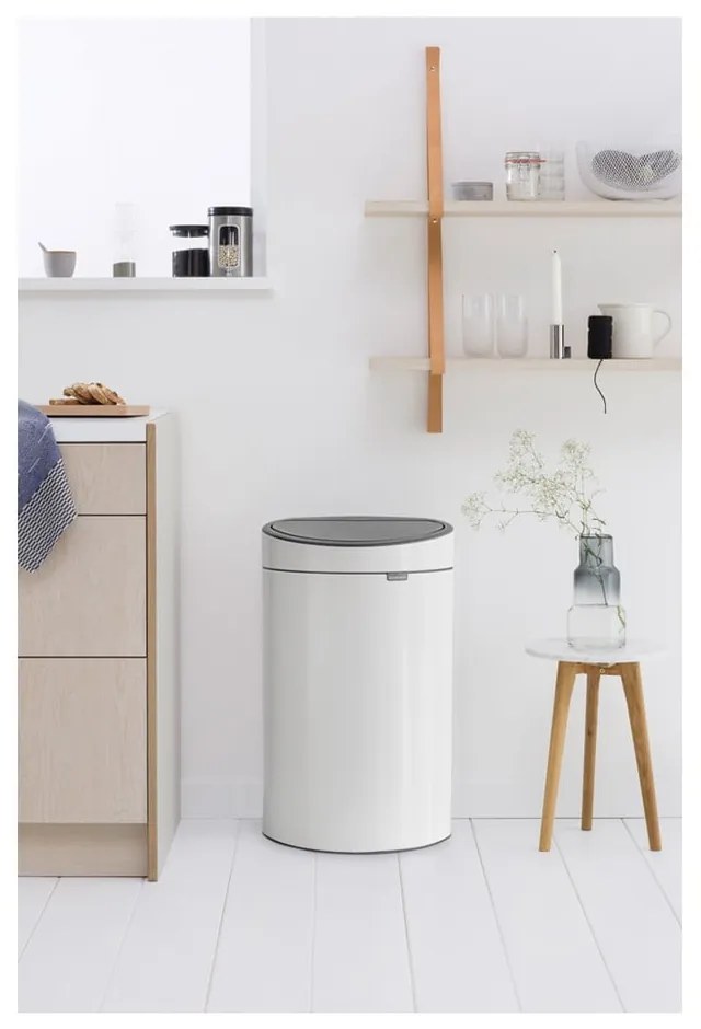 Biely dotykový oceľový odpadkový kôš 40 l Touch Bin – Brabantia