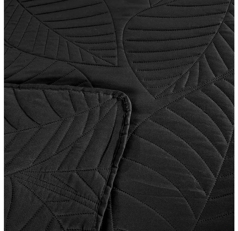 Čierny prehoz na posteľ so vzorom LEAVES Rozmer: 170 x 210 cm