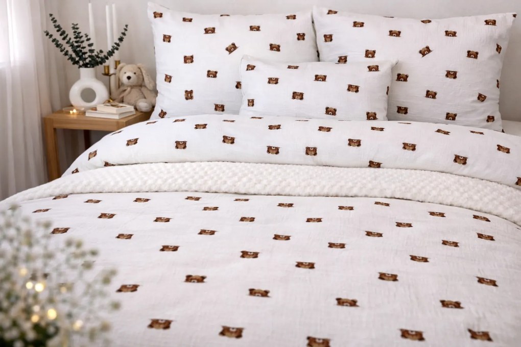 INTERMEDIC SK Mušelínová obliečka Skrytý Macko 140x200/70x90 cm – zapínanie na zips