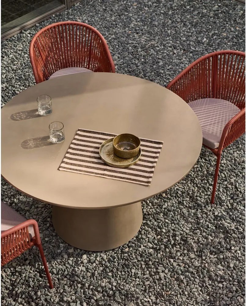 Betónový vonkajší jedálenský stôl Kave Home Itai, ⌀ 120 cm