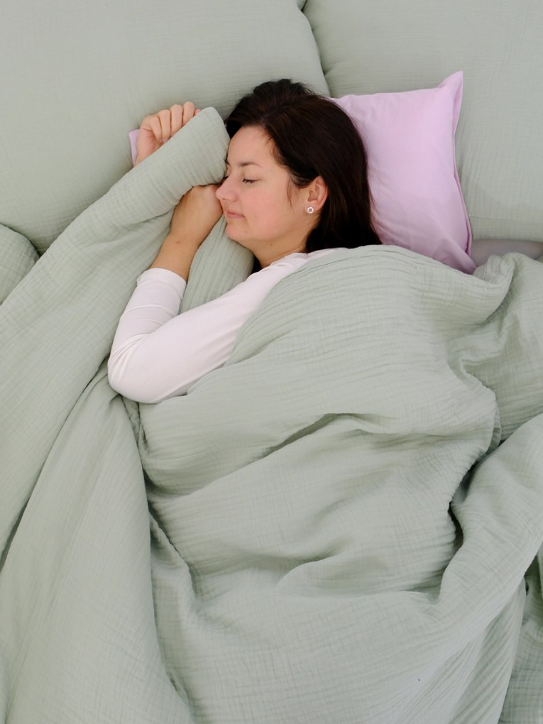 Predĺžené mušelínové obliečky – Alexia šedozelená