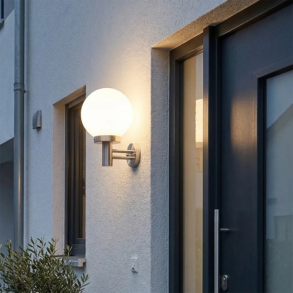 Moderná vonkajšia nástenná lampa z nehrdzavejúcej ocele s plastovou guľou IP44 - Sfera