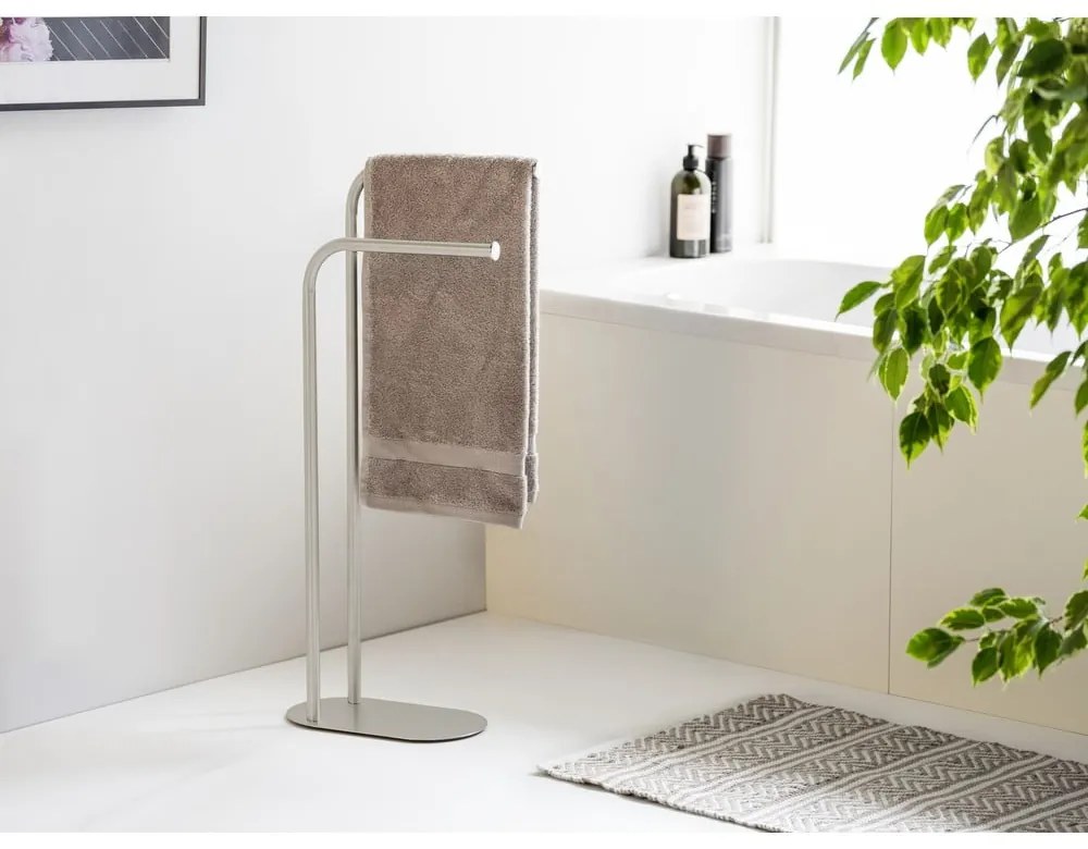 Stojan na uteráky z nehrdzavejúcej ocele v matne striebornej farbe Levante – Wenko
