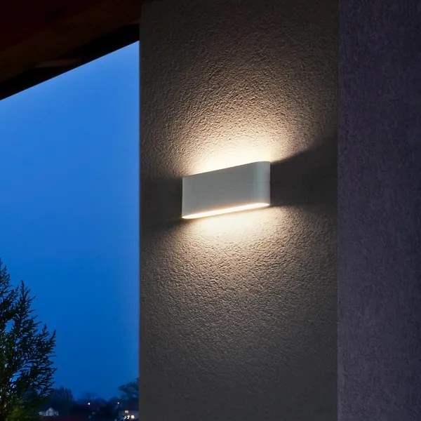 Redo 90451 - LED vonkajšie nástenné svietidlo KLIPPE LED/24W/230V 3000K IP54 biela