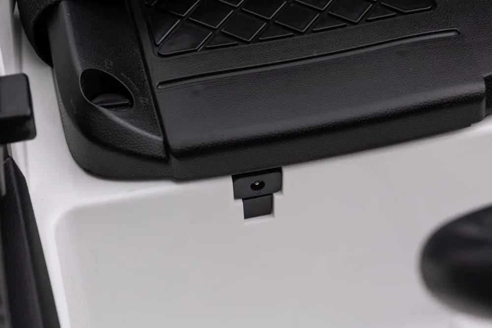 LEAN CARS Audi TT RS batérie auto biela