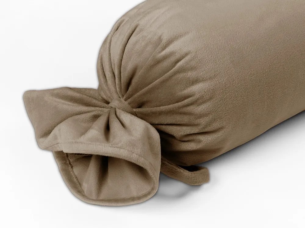 Biante Zamatový vankúš valec bonbon Velvet Prémium SVP-034 Kávovo hnedý 15x40 cm