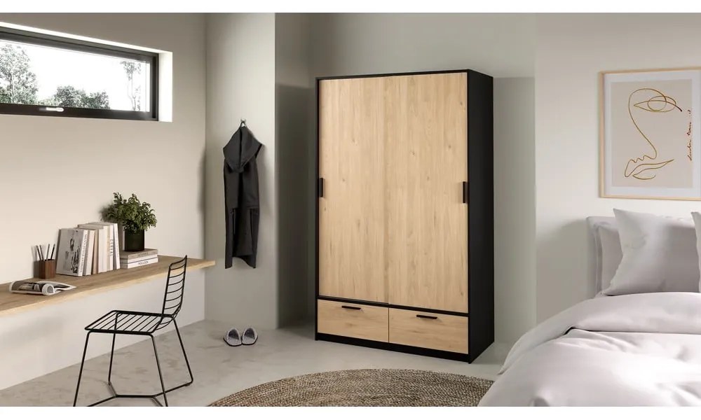 Šatníková skriňa v dekore duba s posuvnými dverami v čierno-prírodnej farbe 121x200 cm Line – Tvilum