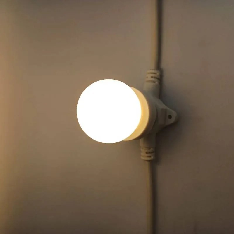 DECOLED LED žárovka teple bílá, patice E27, 12 diod