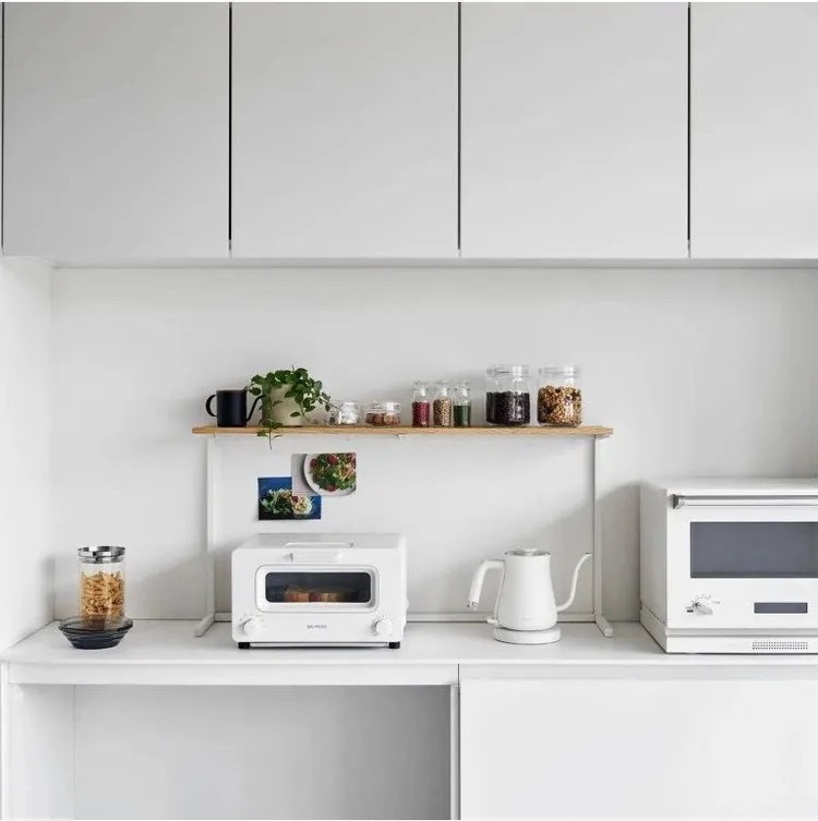 Biela/v prírodnej farbe drevená prídavná polička 90x18 cm Tower – YAMAZAKI