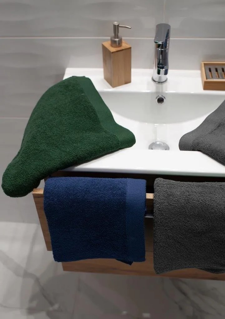 Bavlněný froté ručník MISTY 50x100 cm tmavě šedý