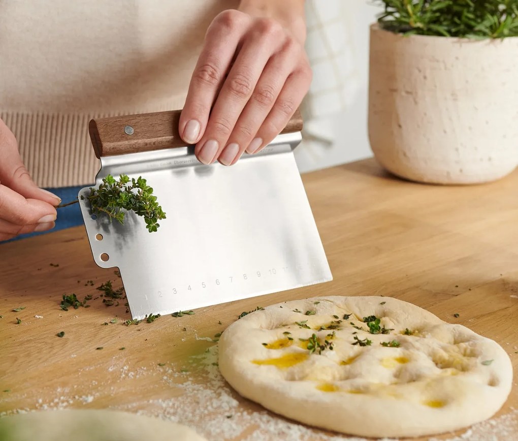 Krájač na cesto 2 v 1