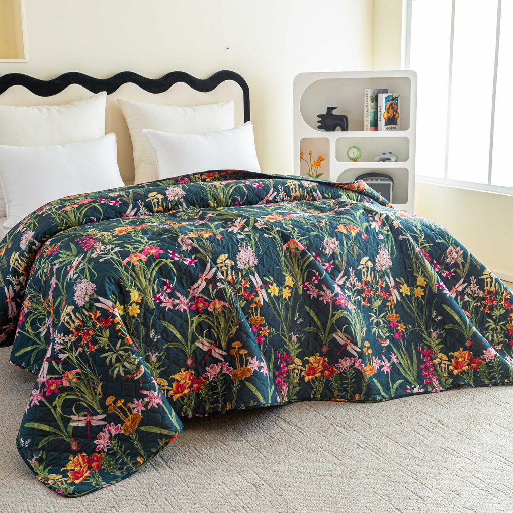 Prehoz na posteľ MYSTIC GARDEN tmavozelený Rozmer: 220 x 240 cm
