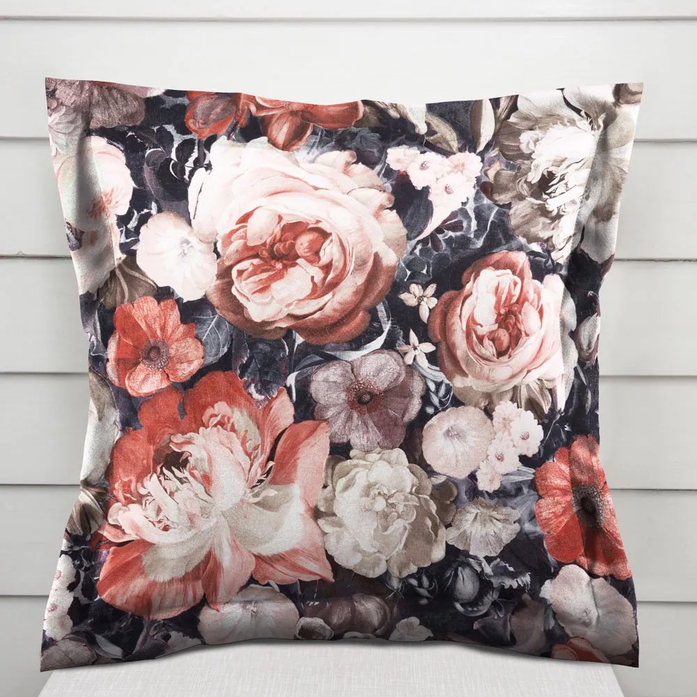 Biante Zamatová obliečka na vankúš s lemom Tamara TMR-018 Červené kvety 60 x 60 cm