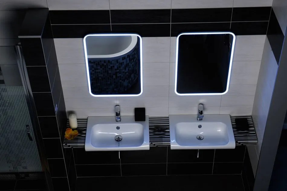 Sapho Sapho, FLOAT LED podsvietené zaoblené zrkadlo v ráme 600x800mm, biela, 22572