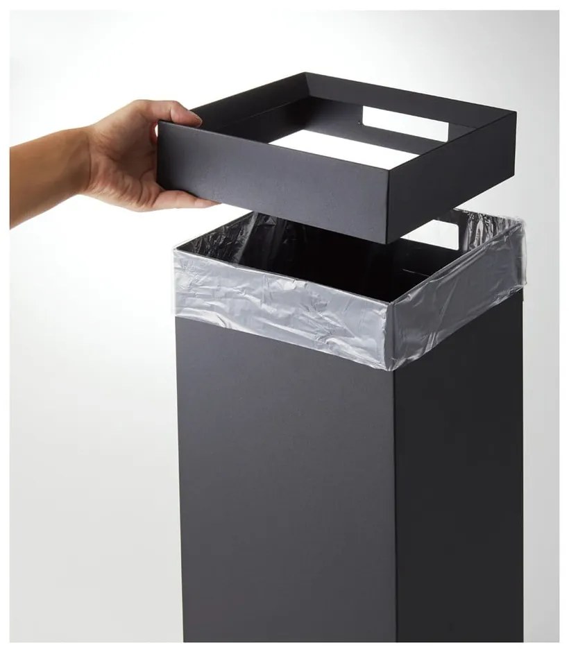 Čierny kovový odpadkový kôš 27 l Tall – YAMAZAKI