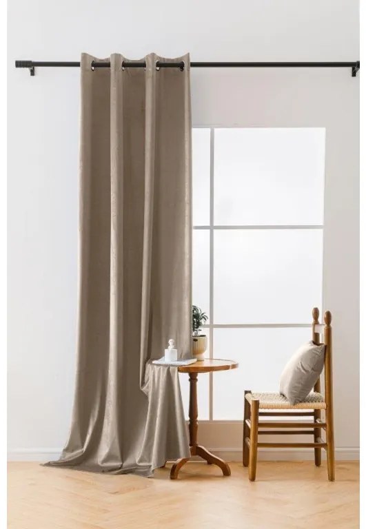 Svetlohnedý zatemňovací záves VELVET 140x250 cm Zavesenie: Riasiaca páska