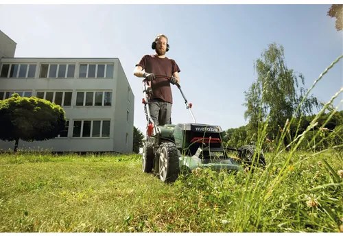 Aku kosačka Metabo RM 36-18 LTX BL 46 vr. 2 ks aku a rýchlonabíjačky