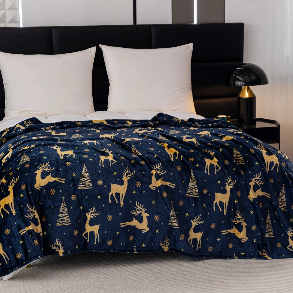 Vianočná mikroplyšová deka GOLDEN DEER tmavomodrá Rozmer: 200 x 220 cm