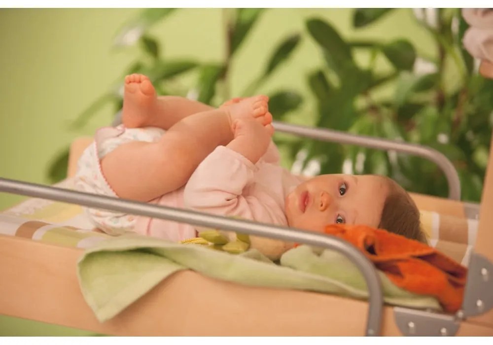 Závesný prebaľovací pult v dekore buku v prírodnej farbe Dschungelbaby – Roba