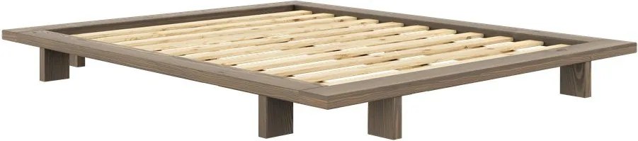 Hnedá dvojlôžková posteľ z borovicového dreva s roštom 160x200 cm Japan – Karup Design