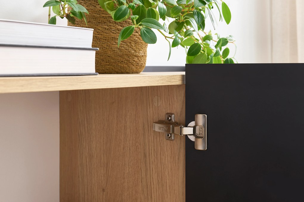 TV stolík Desin 220 cm s kovovými nohami - čierny mat / dub nagano