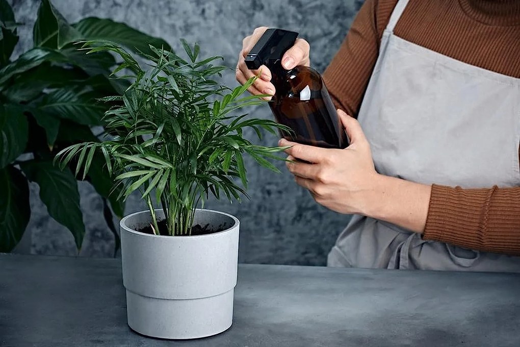 Rozprašovač na vodu/čistiace prostriedky, DISTRI, 450 ml - hnedé sklo