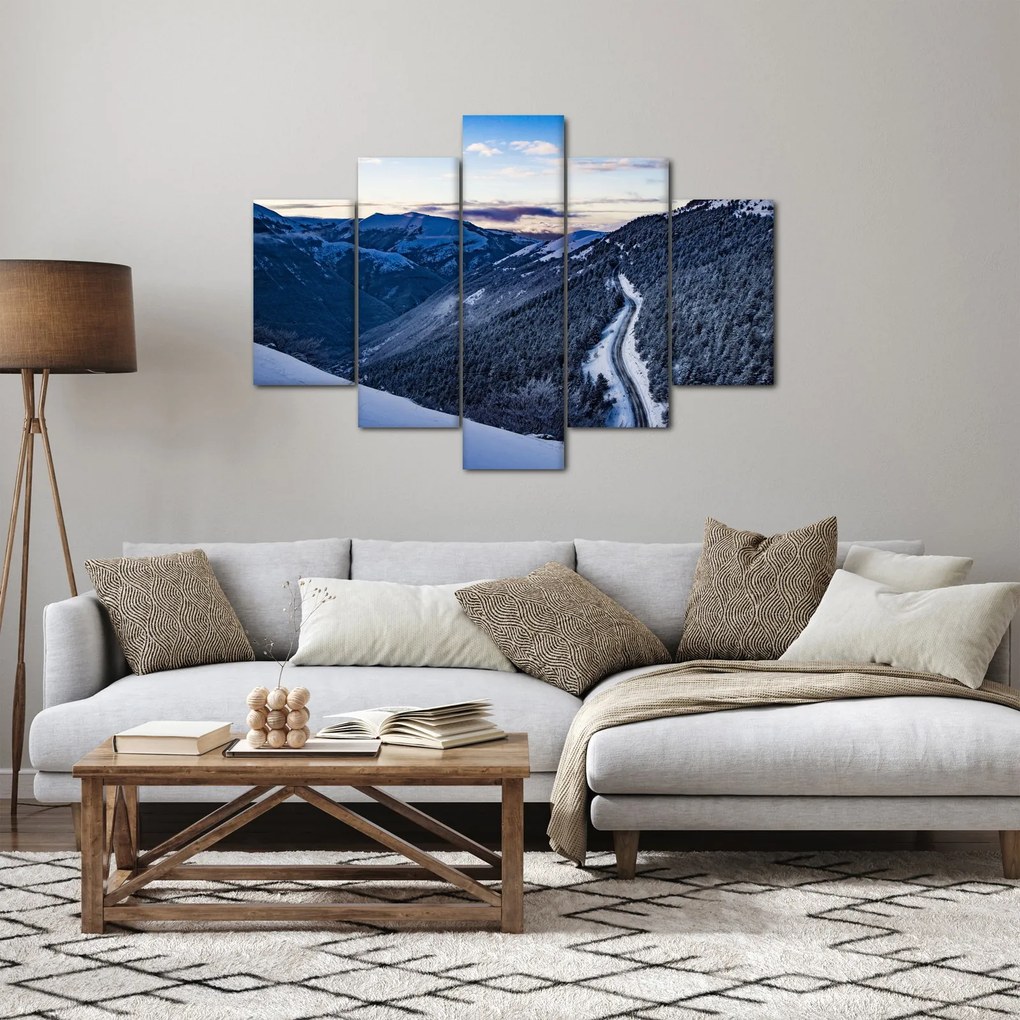 Obraz zasneženého svahu (150x105 cm)