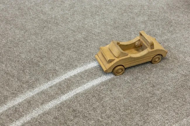 Metrážny koberec GLAMOUR-SUB 112 strieborný / béžový