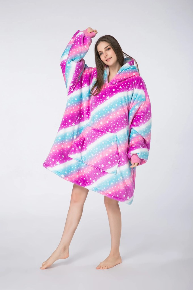 Baránková mikinová deka s rukávmi a kapucňou AURORA farebná