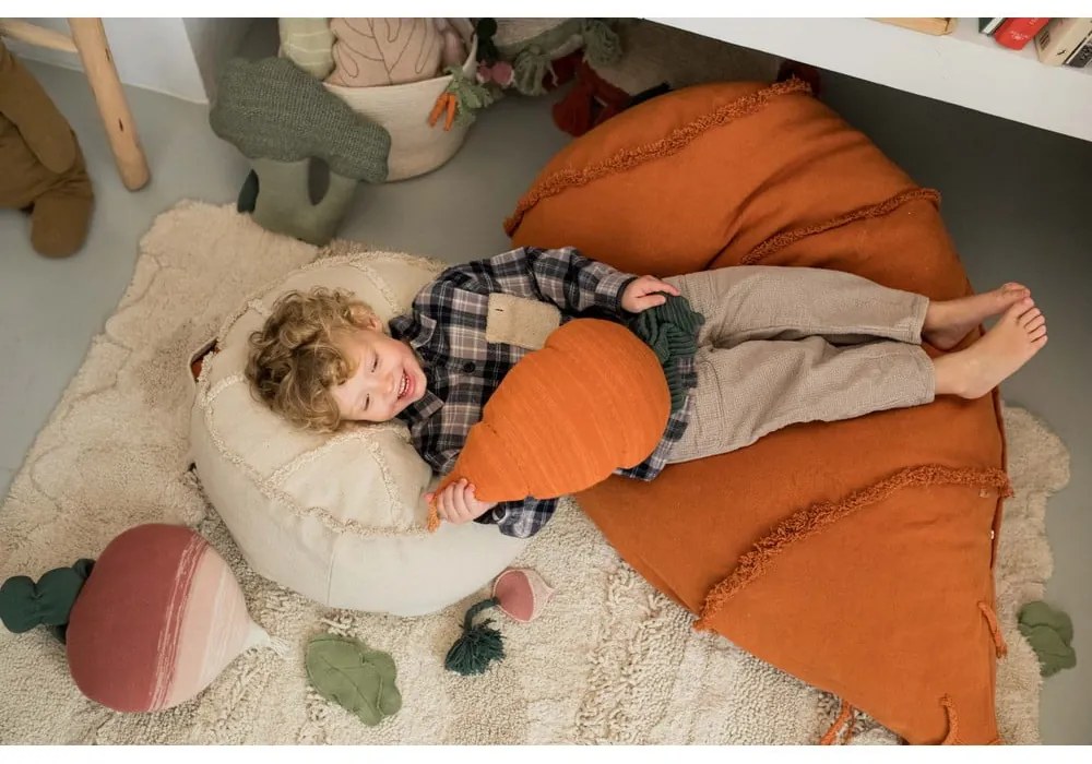 Detský vankúšik Ramona the Radish – Lorena Canals